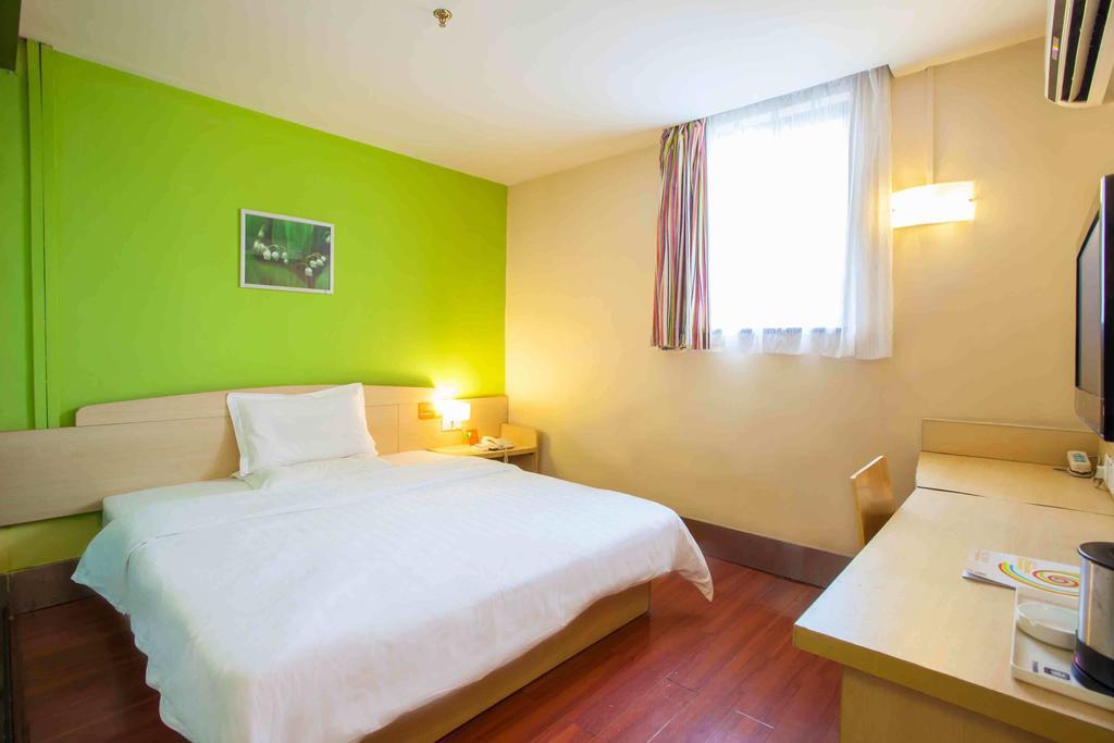 7Days Inn Foshan Zumiao Baihua Plaza Ruang foto