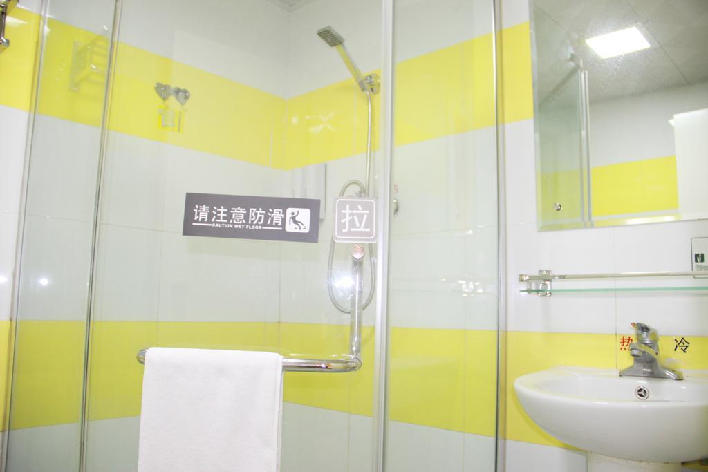 7Days Inn Foshan Zumiao Baihua Plaza Bagian luar foto