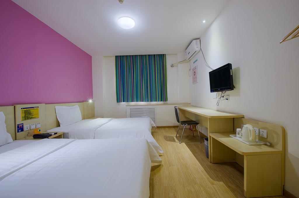 7Days Inn Foshan Zumiao Baihua Plaza Bagian luar foto