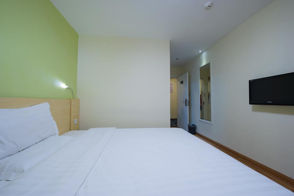 7Days Inn Foshan Zumiao Baihua Plaza Bagian luar foto